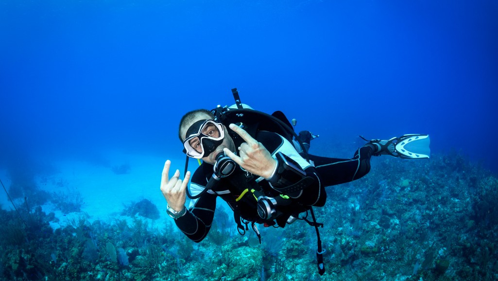 5-last-minute-dive-adventures-personal-scuba-training-sea-breaze-spyros-kollas